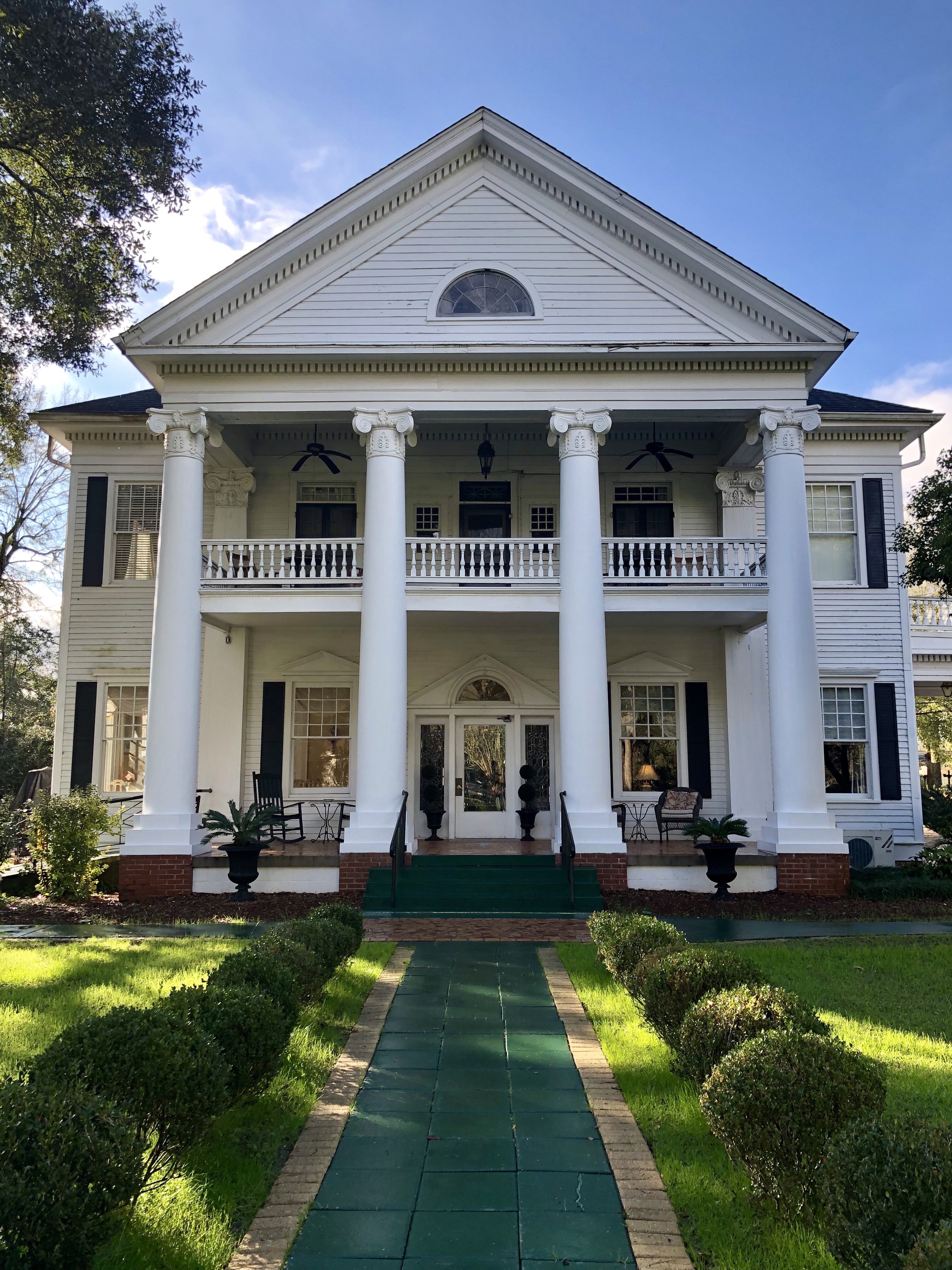 The Historic Michabelle Inn: A Charming Southern Getaway • Southern ...